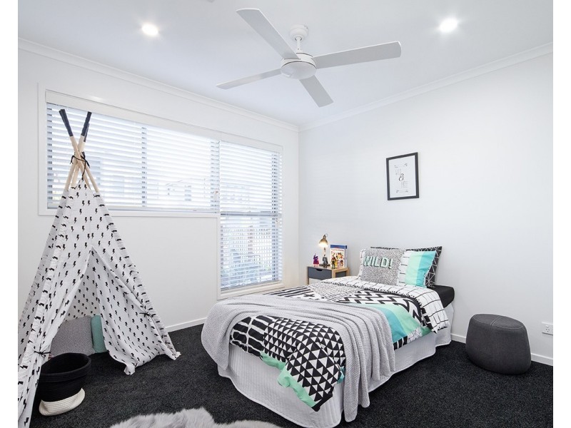 20 Berry Terrace, Caloundra West QLD 4551