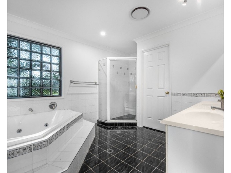 39 Marawa Drive, Parrearra QLD 4575
