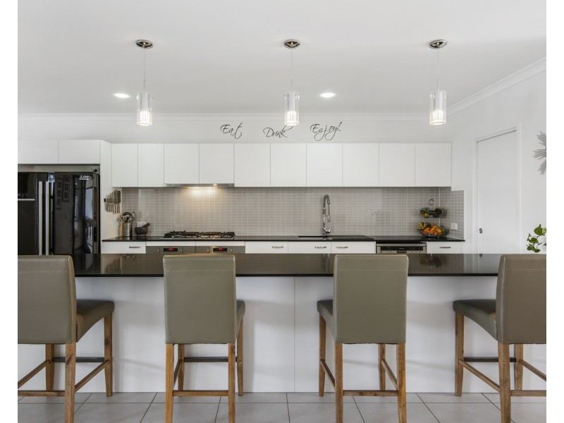 29 Cumberland Crescent, Meridan Plains QLD 4551