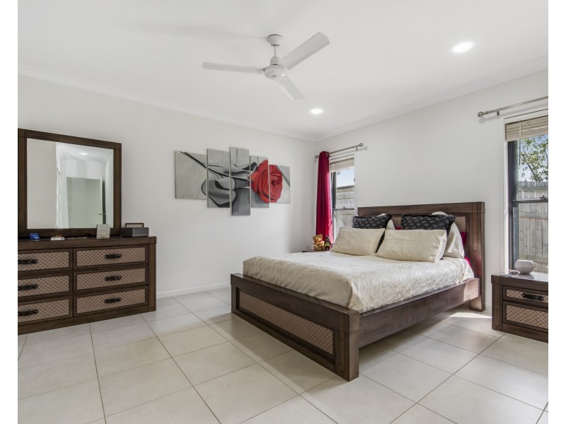 29 Cumberland Crescent, Meridan Plains QLD 4551