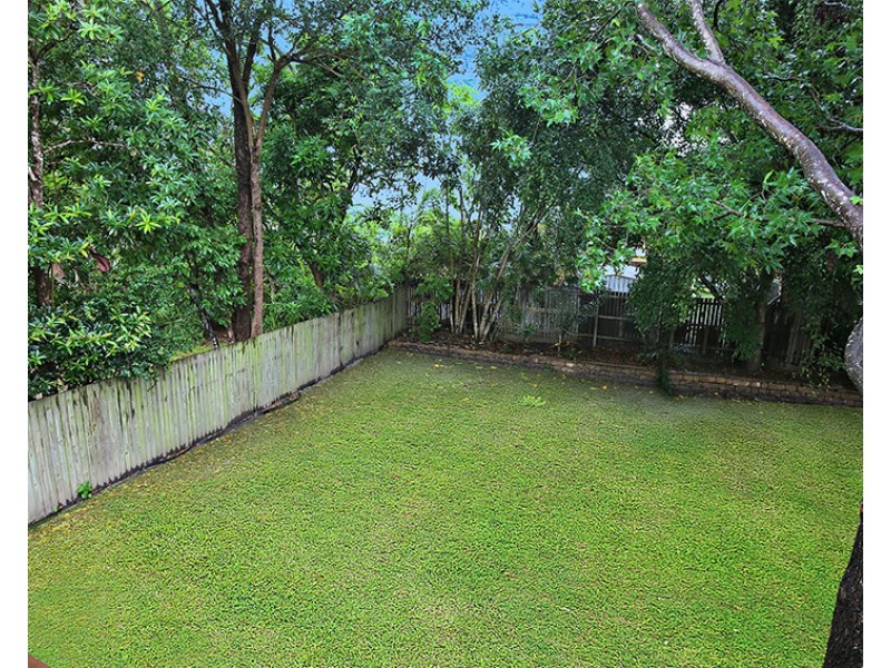 37 Broadwater Avenue, Maroochydore QLD 4558