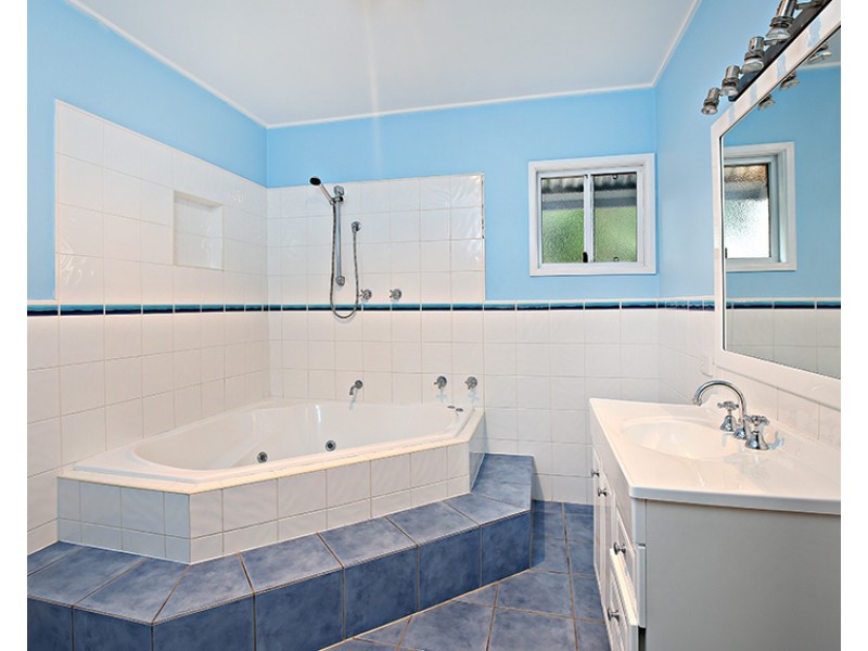 37 Broadwater Avenue, Maroochydore QLD 4558