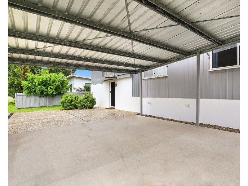 37 Broadwater Avenue, Maroochydore QLD 4558
