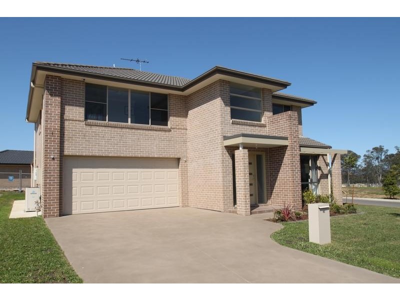 90 Bandara Circuit, Spring Farm NSW 2570