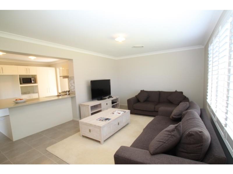 90 Bandara Circuit, Spring Farm NSW 2570