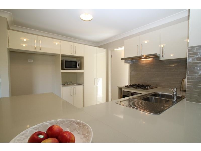 90 Bandara Circuit, Spring Farm NSW 2570