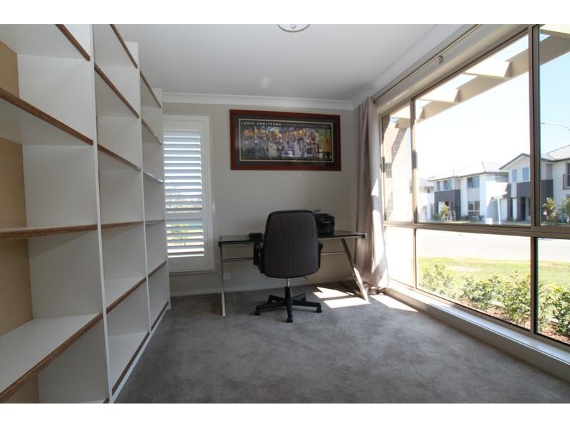 90 Bandara Circuit, Spring Farm NSW 2570