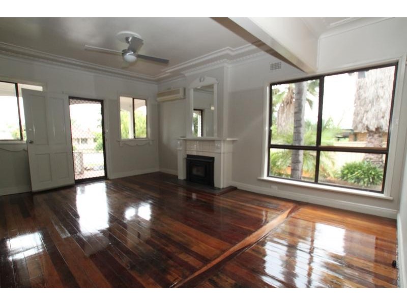 1 Doncaster Avenue, Narellan NSW 2567