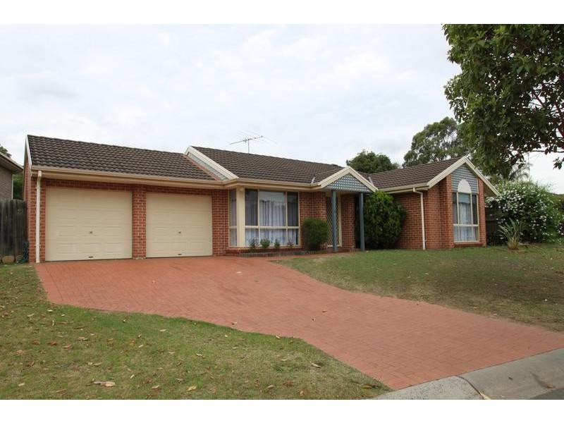 8 John Hunter Grove, Mount Annan NSW 2567