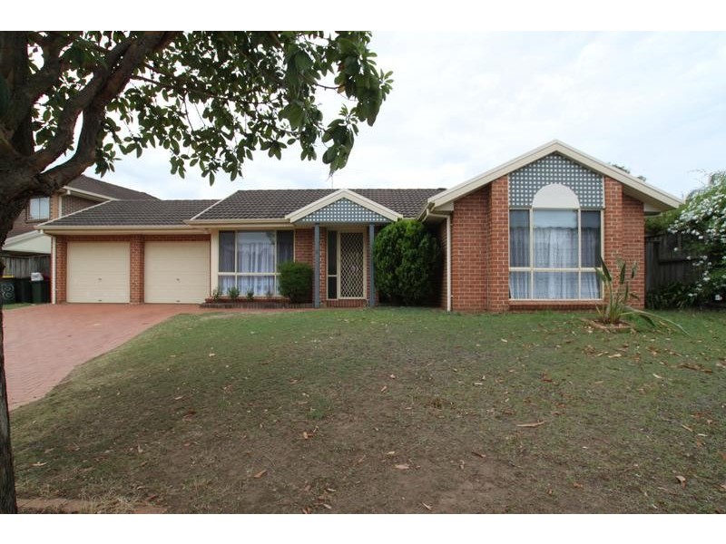 8 John Hunter Grove, Mount Annan NSW 2567