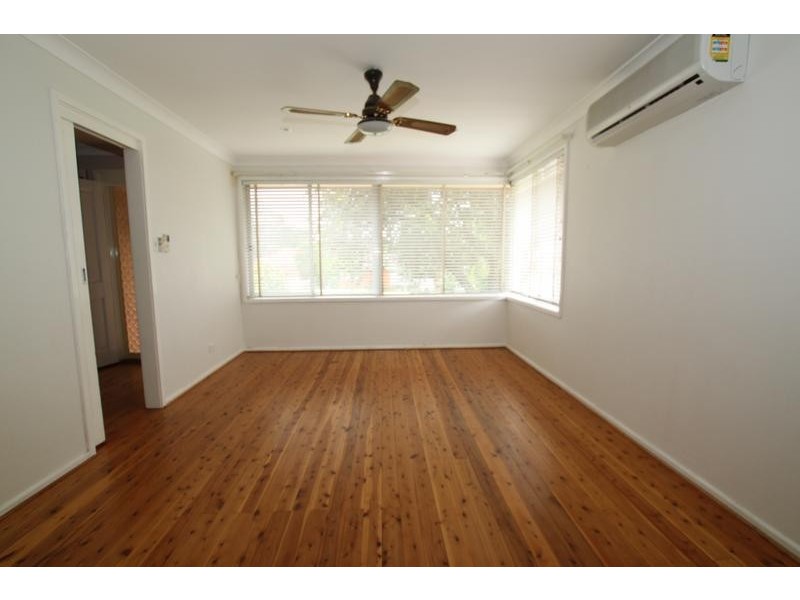 36 Wilson Crescent, Narellan NSW 2567