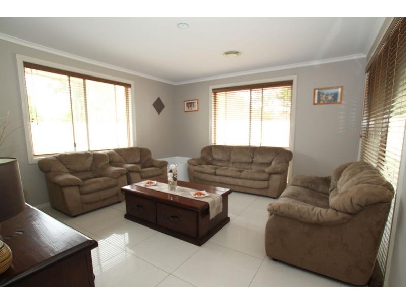 13 Tobruk Road, Narellan Vale NSW 2567