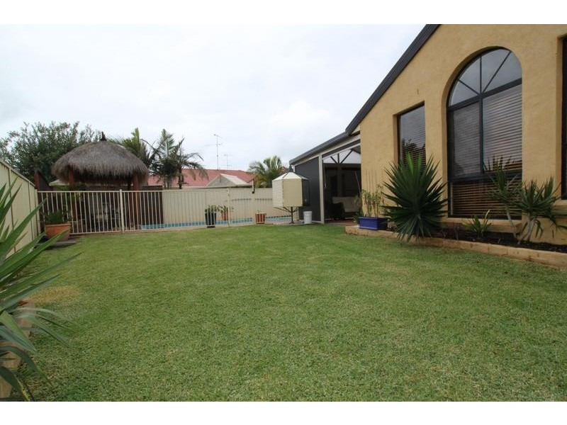 6 Banksia Road, Mount Annan NSW 2567