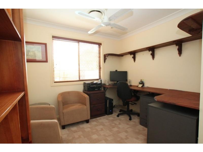 6 Banksia Road, Mount Annan NSW 2567