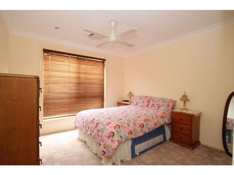 6 Banksia Road, Mount Annan NSW 2567