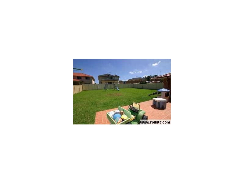 13 Oatley Circuit, Harrington Park NSW 2567