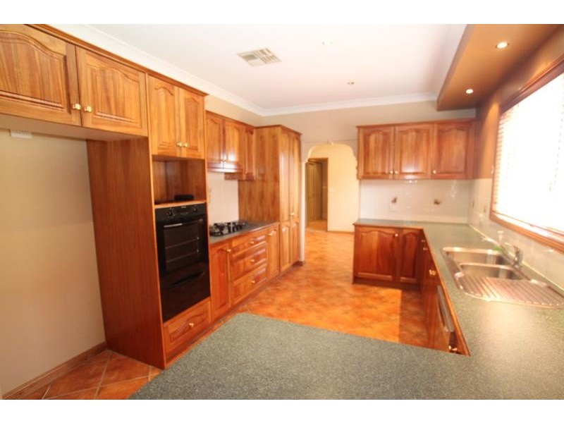 17 Oatley Circuit, Harrington Park NSW 2567