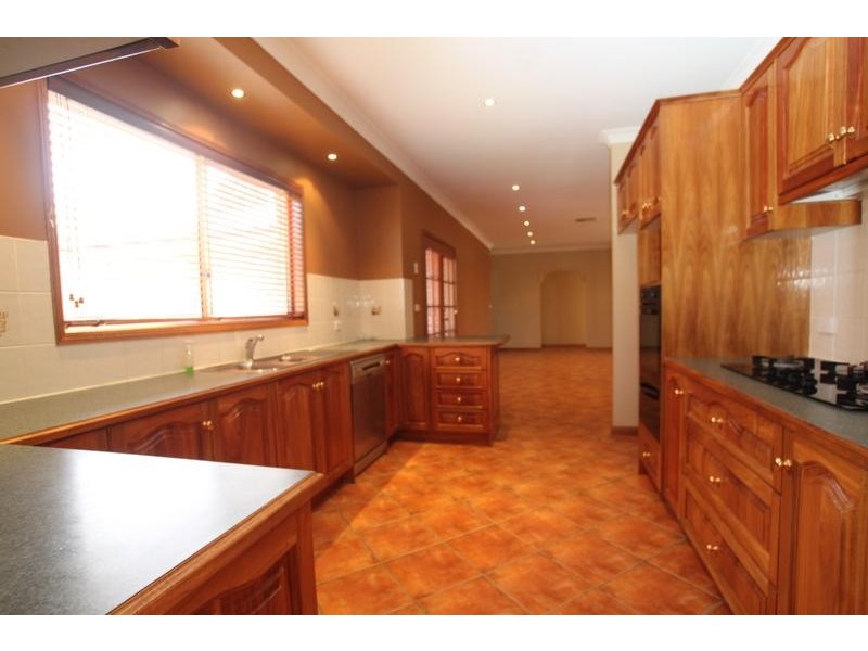 17 Oatley Circuit, Harrington Park NSW 2567