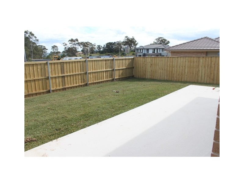 4 Hinton Street, Spring Farm NSW 2570