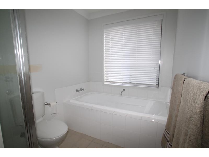 Spring Farm NSW 2570