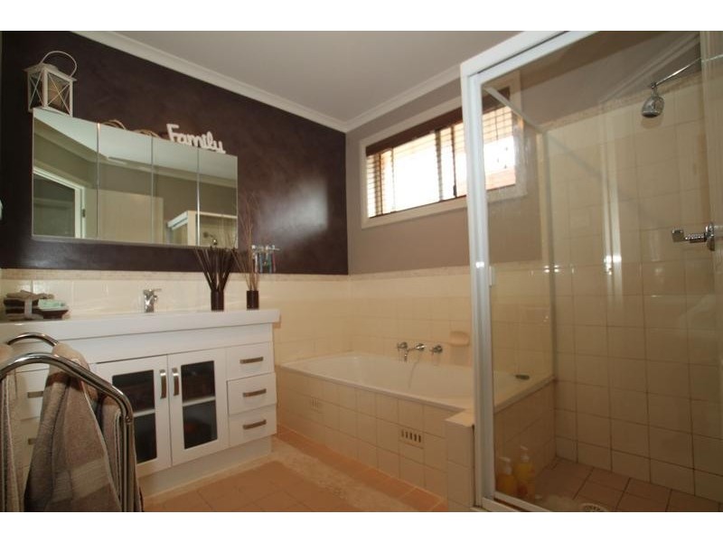 13 Tobruk Road, Narellan Vale NSW 2567