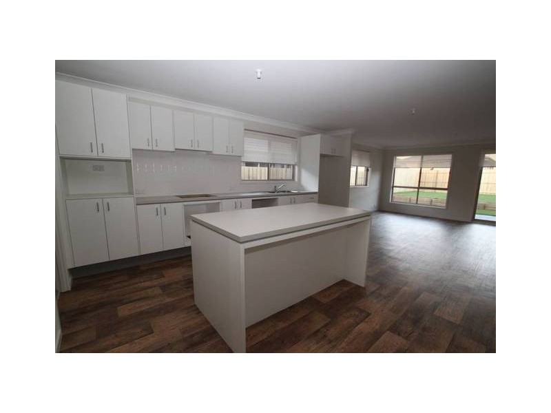 40 Kerrigan Crescent, Elderslie NSW 2570