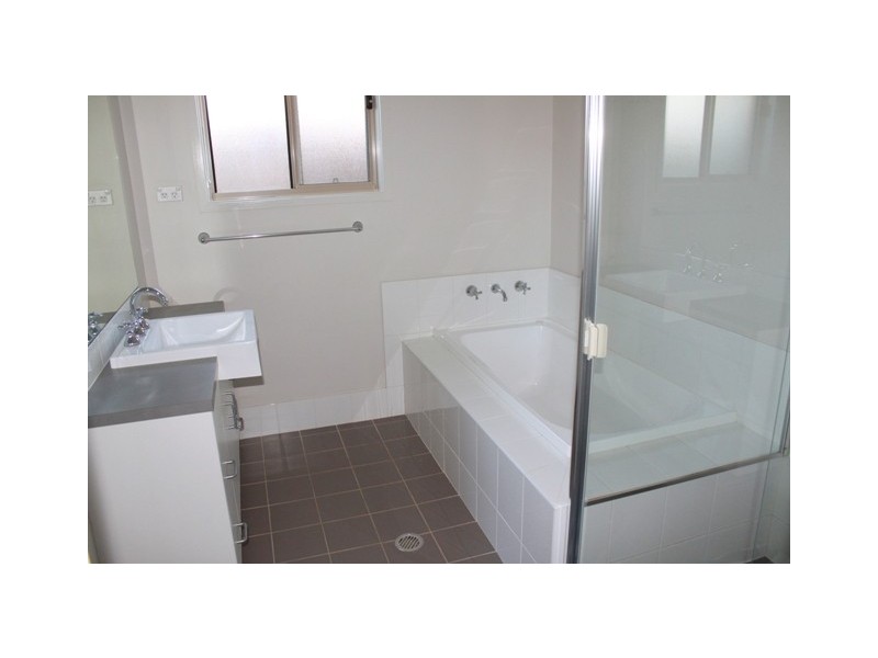 40 Kerrigan Crescent, Elderslie NSW 2570