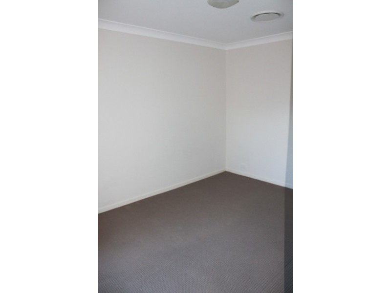 40 Kerrigan Crescent, Elderslie NSW 2570