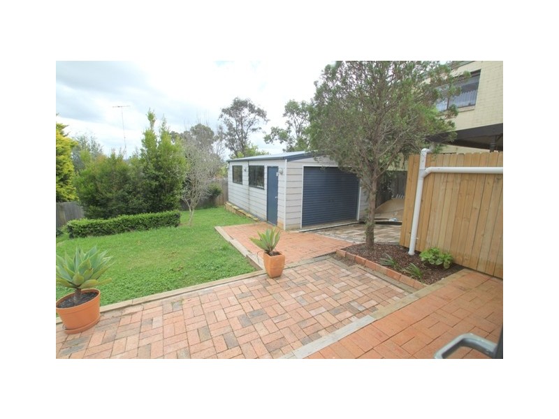 18 Flinders Crescent, Camden South NSW 2570