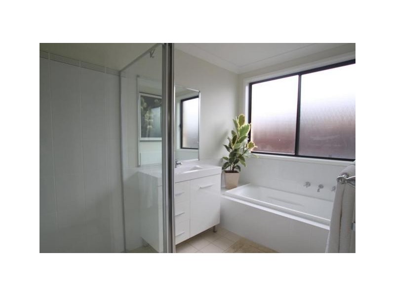 46 Belmont Avenue, Spring Farm NSW 2570