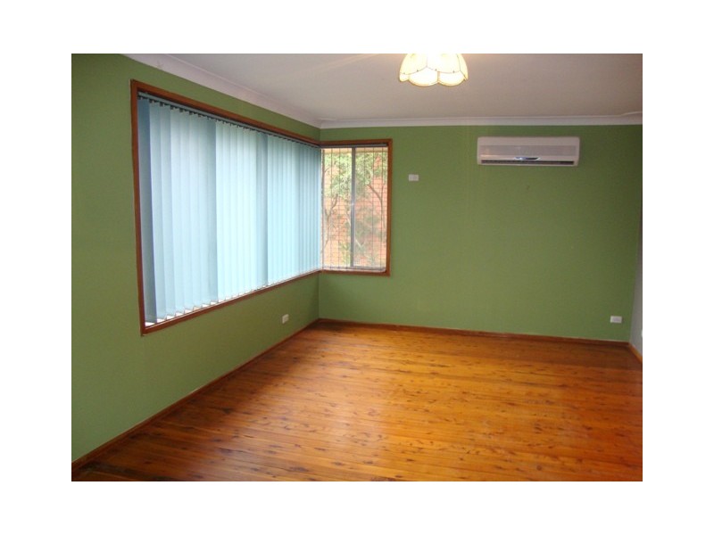 11 Hovell Street, Narellan NSW 2567