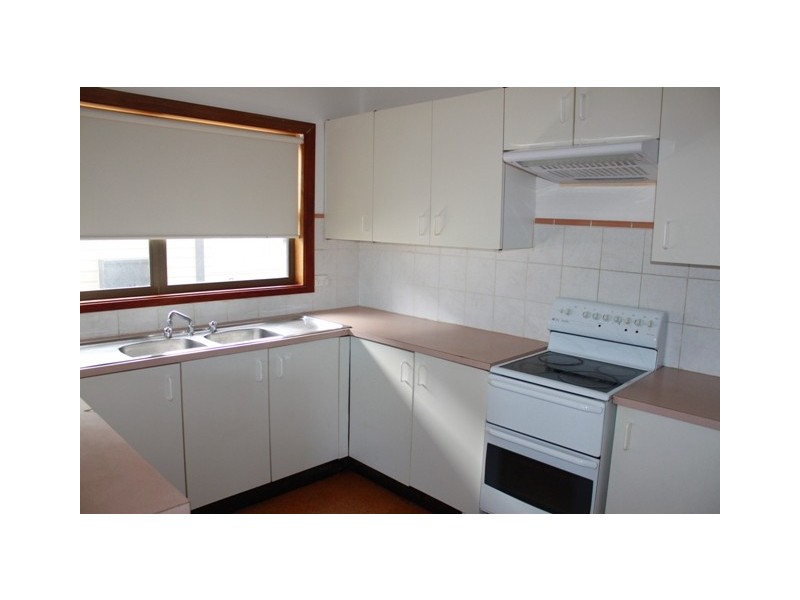 15 Bocking Avenue, Bradbury NSW 2560
