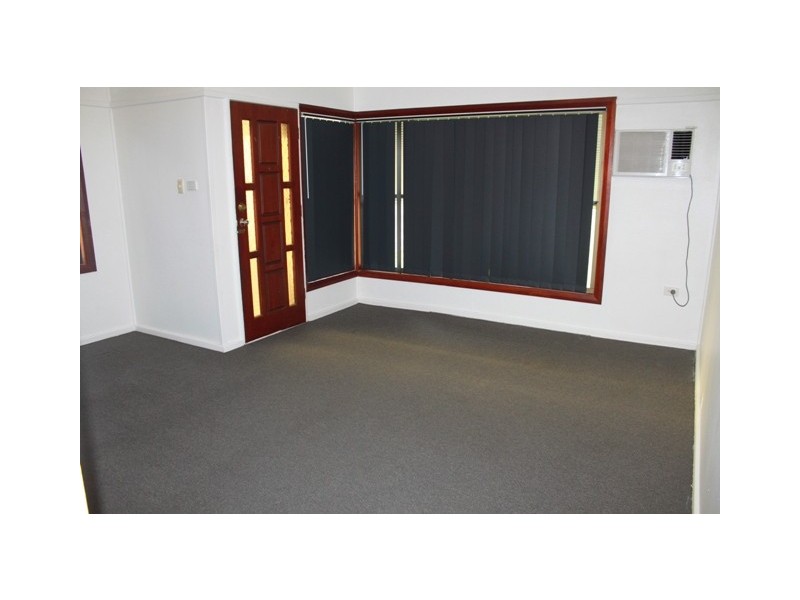 15 Bocking Avenue, Bradbury NSW 2560