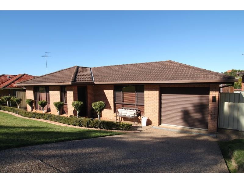 19 Columbia Street, Kearns NSW 2558