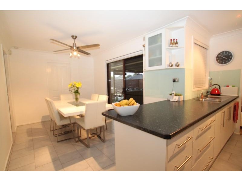 19 Columbia Street, Kearns NSW 2558