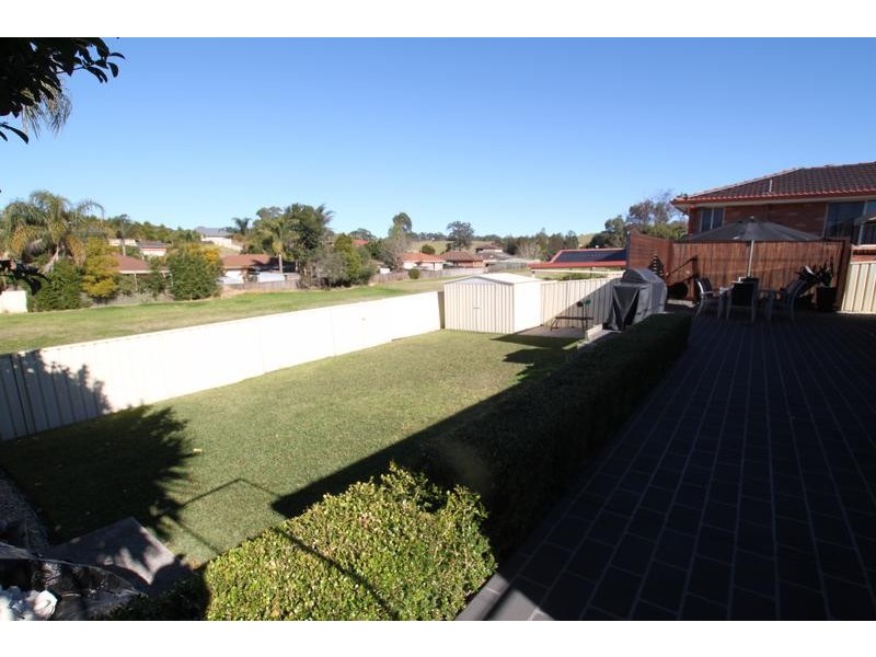 19 Columbia Street, Kearns NSW 2558