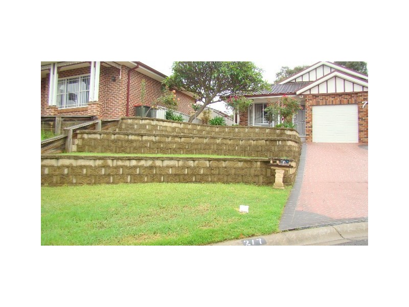 7B Hannah Place, Mount Annan NSW 2567