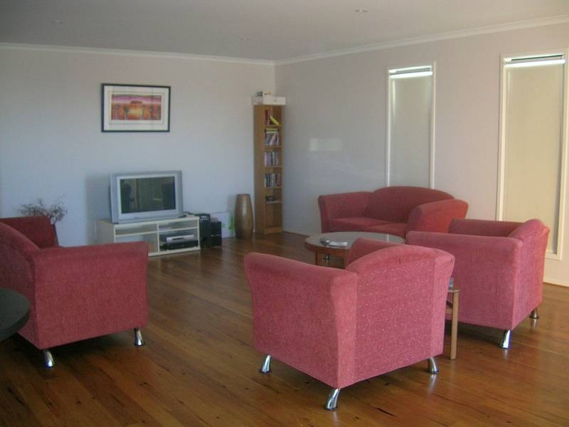 22 Beachview Crescent, Torquay VIC 3228