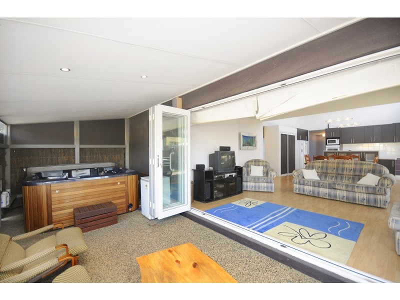 1 LORAMA STREET, Torquay VIC 3228