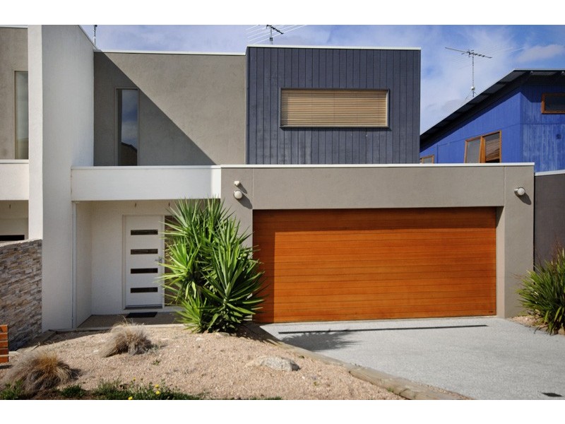 33A HIGHLANDER STREET, Torquay VIC 3228