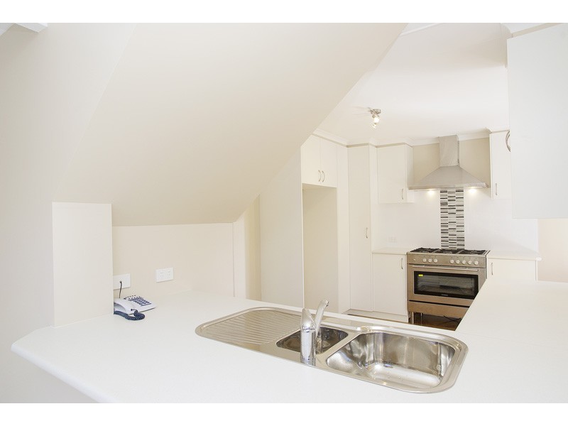 4 HAVEN COURT, Torquay VIC 3228