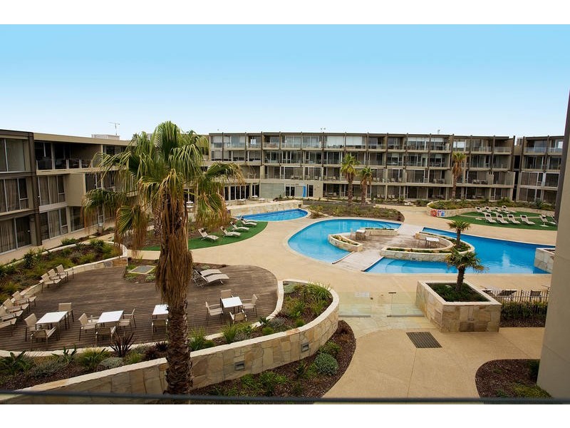 334/100 THE ESPLANADE, Torquay VIC 3228