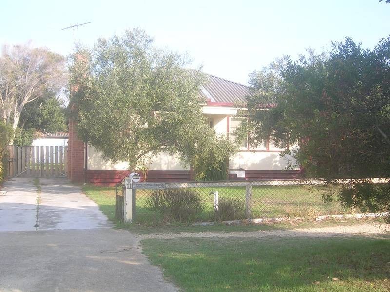 11 MUNDAY STREET, Torquay VIC 3228