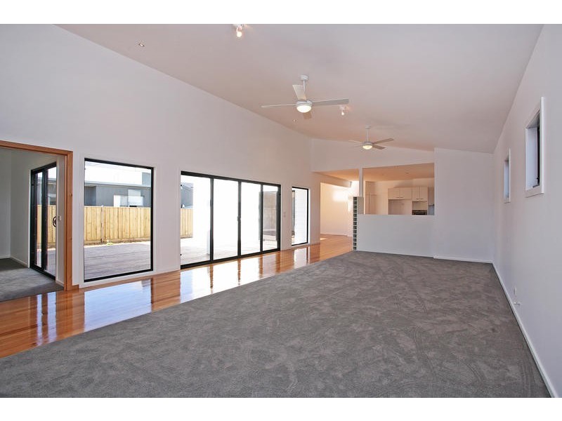 10 BEACHLEY LANE, Torquay VIC 3228