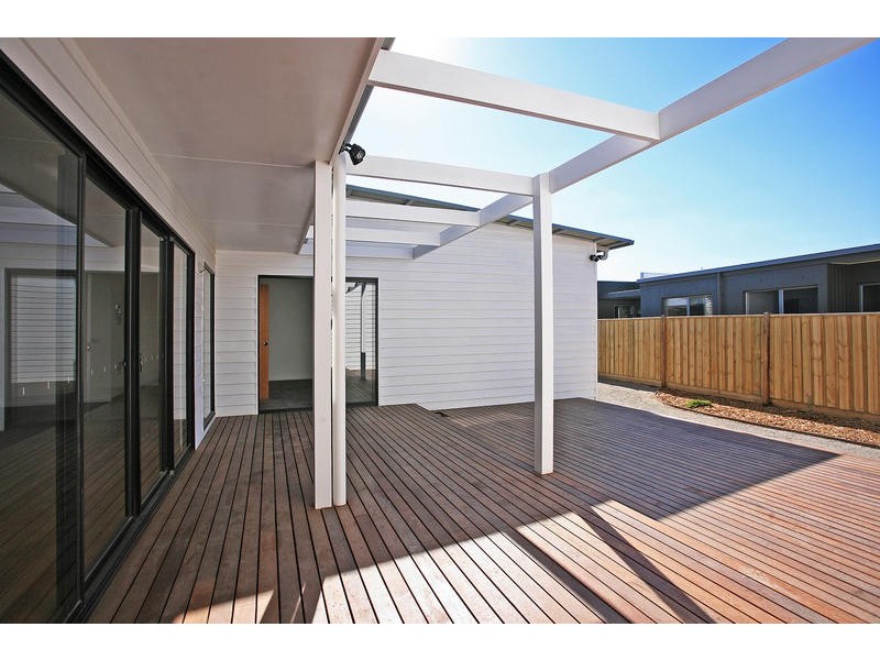 10 BEACHLEY LANE, Torquay VIC 3228