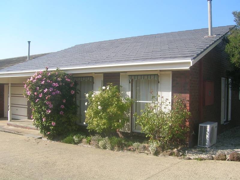 1/28-30 Bristol Rd, Torquay VIC 3228