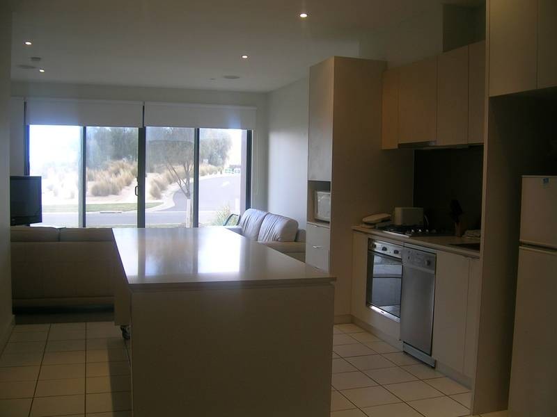 3 SEASPRAY PLACE, Torquay VIC 3228