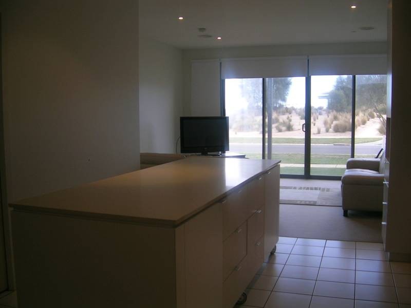 3 SEASPRAY PLACE, Torquay VIC 3228