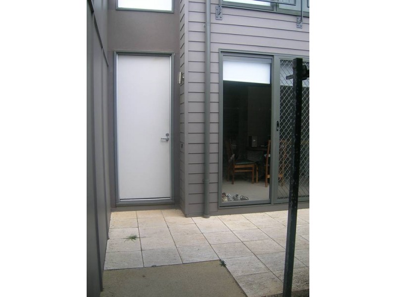 3 SEASPRAY PLACE, Torquay VIC 3228