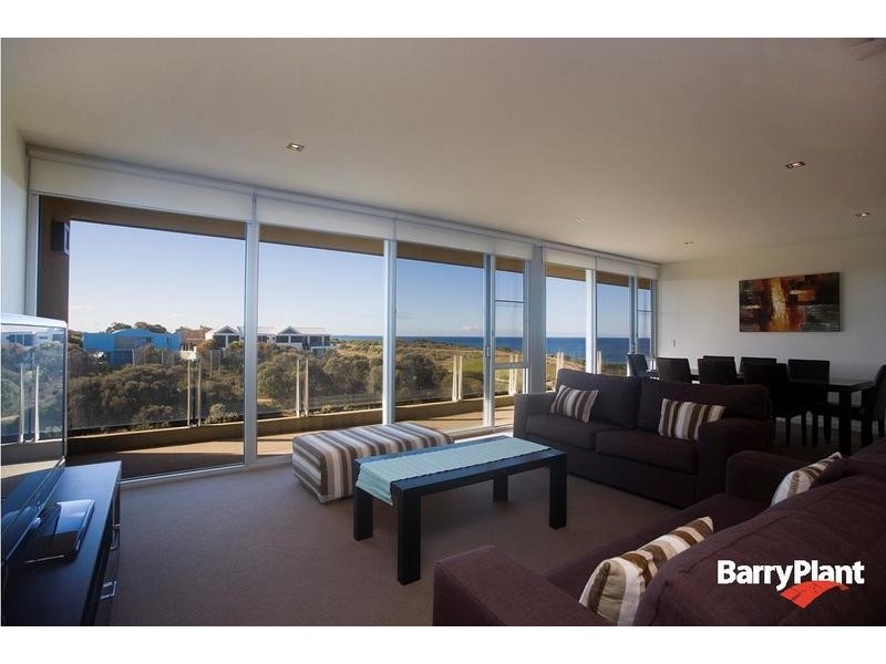 331/100 THE ESPLANADE, Torquay VIC 3228